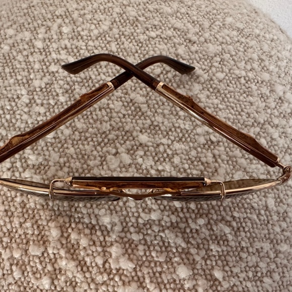 GUCCI Bamboo and Gold Aviator Sunglasses - Picture 2 of 11